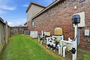 2803 S Galveston Ave, Pearland, TX 77581 - Photo 39