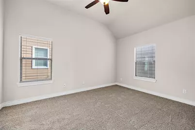 2915 Clinton Drive, Houston, TX 77020 - Photo 23