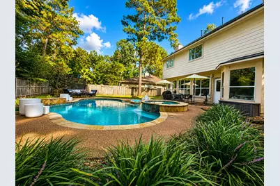167 N Wynnoak Circle, The Woodlands, TX 77382 - Photo 1