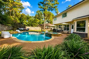 167 N Wynnoak Cir, The Woodlands, TX 77382 - Photo 1