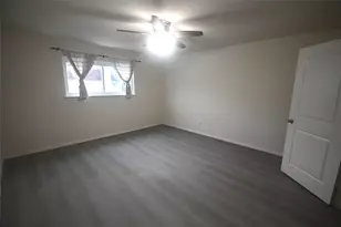 9419 Fondren Rd, Houston, TX 77074 - Photo 9