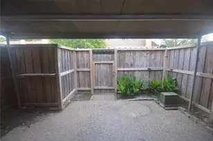 9419 Fondren Rd, Houston, TX 77074 - Photo 15