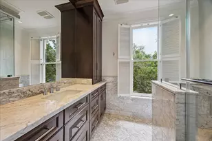 2368 Timber Ln, Houston, TX 77027 - Photo 19