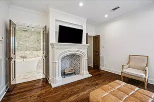 2368 Timber Ln, Houston, TX 77027 - Photo 31