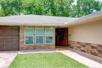 4804 Saxon Street, Bellaire, TX 77401 - Photo 7