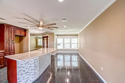 4804 Saxon Street, Bellaire, TX 77401 - Photo 23