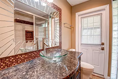 4804 Saxon Street, Bellaire, TX 77401 - Photo 39