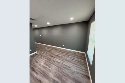 2610 1/2 Mills Street, Houston, TX 77026 - Photo 5