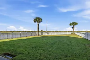 11382 Starfish, Galveston, TX 77554 - Photo 45