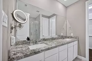 5403 Holguin Hollow St, Houston, TX 77023 - Photo 43