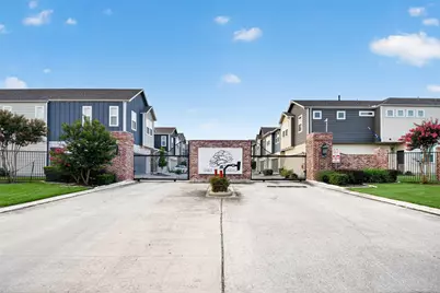 5403 Holguin Hollow Street, Houston, TX 77023 - Photo 49