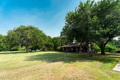 3015 Indian Acres Street, Alvin, TX 77511 - Photo 31