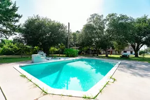 3015 Indian Acres St, Alvin, TX 77511 - Photo 35
