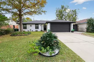 8935 Glen Shadow Dr, Houston, TX 77088 - Photo 31