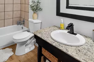 8935 Glen Shadow Dr, Houston, TX 77088 - Photo 23