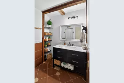 8935 Glen Shadow Drive, Houston, TX 77088 - Photo 17