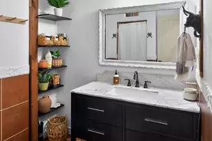 8935 Glen Shadow Dr, Houston, TX 77088 - Photo 17