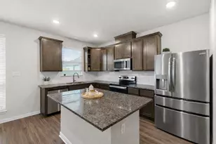 2208 Johnny Lyon Ct, Bryan, TX 77807 - Photo 3