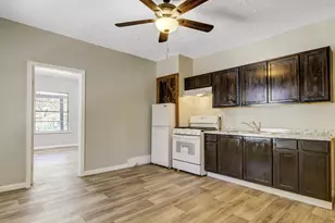 313 N Beauregard St, Alvin, TX 77511 - Photo 7
