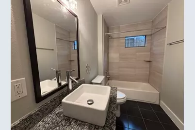 1218 Jackson Boulevard #14, Houston, TX 77006 - Photo 9