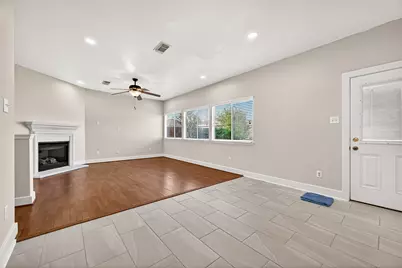 6247 Settlers Lake Circle E, Katy, TX 77449 - Photo 5