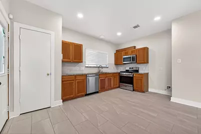 6247 Settlers Lake Circle E, Katy, TX 77449 - Photo 9