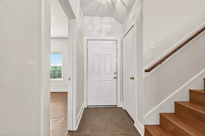 6247 Settlers Lake Circle E, Katy, TX 77449 - Photo 3