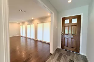 5019 Yarwell Dr, Houston, TX 77096 - Photo 7