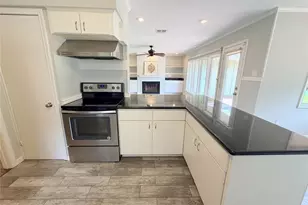 5019 Yarwell Dr, Houston, TX 77096 - Photo 15