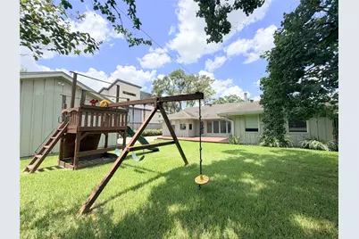 5019 Yarwell Drive, Houston, TX 77096 - Photo 33