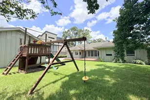 5019 Yarwell Dr, Houston, TX 77096 - Photo 33