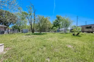 5525 Liberty Rd, Houston, TX 77026 - Photo 1