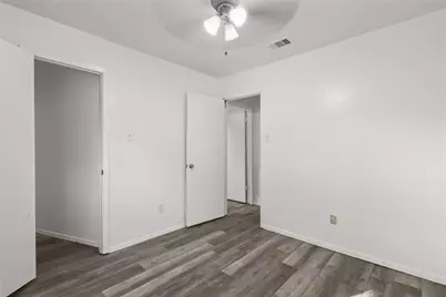 10027 Towne Mist Drive, Sugar Land, TX 77498 - Photo 15