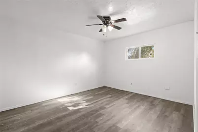 10027 Towne Mist Drive, Sugar Land, TX 77498 - Photo 17