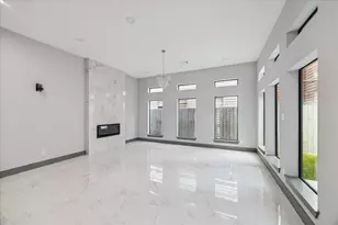 2323 Tuam St, Houston, TX 77004 - Photo 9