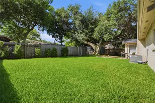 466 El Toro Ln, Webster, TX 77598 - Photo 23