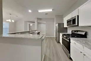 19307 Royal Isle Dr, Tomball, TX 77375 - Photo 5