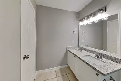 19307 Royal Isle Drive, Tomball, TX 77375 - Photo 9