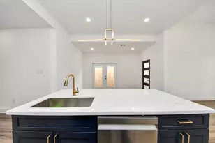 9309 Caddo St, Houston, TX 77078 - Photo 23