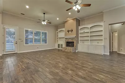 126 Hillsborough Drive W, Montgomery, TX 77356 - Photo 11