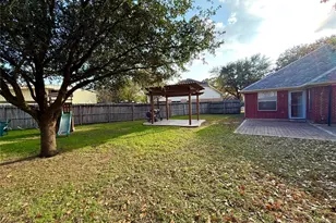 9106 Reagan Meadow Ct, Houston, TX 77064 - Photo 17