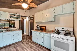 1035 16th St, Dickinson, TX 77539 - Photo 13
