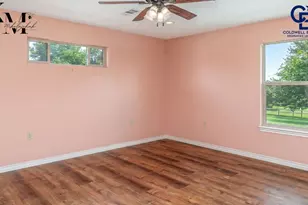 1980 Chappell Ridge Ln, Chappell Hill, TX 77426 - Photo 7