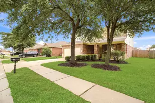 8306 Littlehip Hawthorn Dr, Baytown, TX 77523 - Photo 35