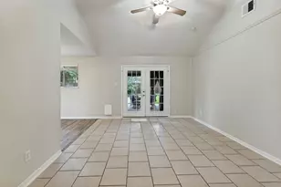 2623 Foliage Green Dr, Houston, TX 77339 - Photo 3