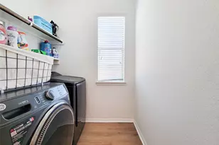 108 Sam Dr, Dayton, TX 77535 - Photo 33