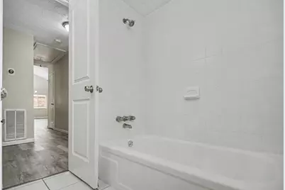 2730 Valley Forest Drive, Missouri City, TX 77489 - Photo 15