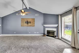 2410 Sherwood Hollow Ln, Houston, TX 77339 - Photo 11