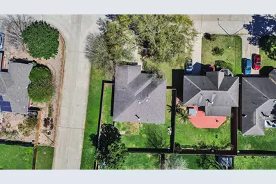 2410 Sherwood Hollow Lane, Houston, TX 77339 - Photo 29
