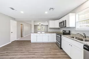 17343 Western Hill Dr, Conroe, TX 77302 - Photo 17